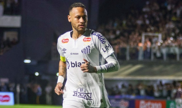 内马尔：桑托斯是我心灵的归所，在这里我就像在家一样