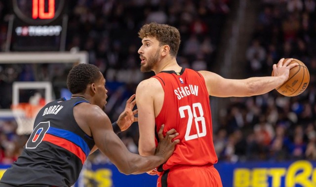 蜂鸟竞技-近15个客场第4胜，申京19分5助攻却遭批评，杜兰特反应太真实