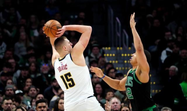 无解约基奇助掘金复仇绿军 三连MVP正朝他招手