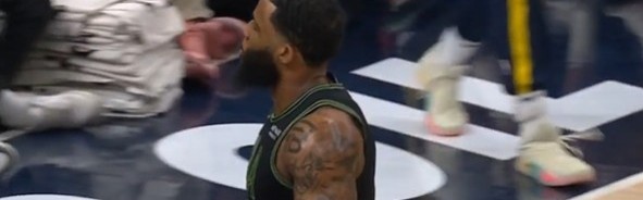 dota2比赛-大举反击！鹈鹕连中三分 1分39秒回敬13-0高潮追到3分打停步行者