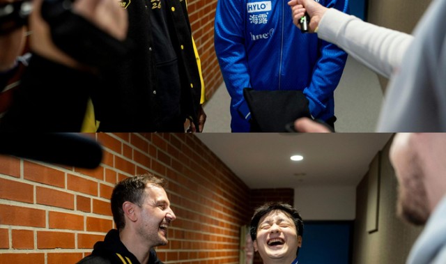 樊振东穿蓝球衣进多特蒙德更衣室创纪录|可爱_新浪体育_新浪新闻