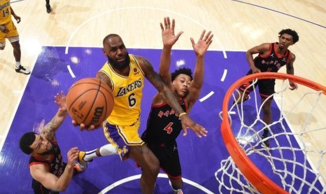 电竞比分网-末节努力追分展现血性 湖人完全可以更体面的死去